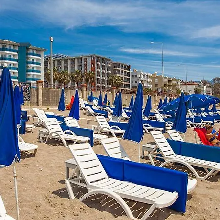 Hotell Parador Beach Hotel 3*